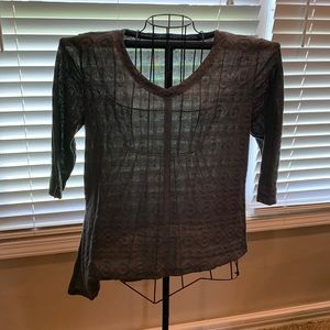 Gray 3/4 sleeve shirt